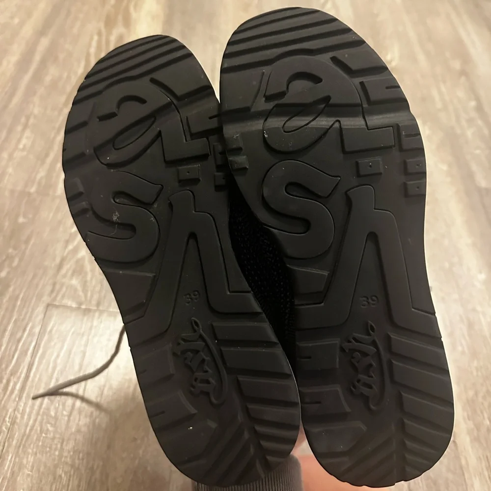 Ash Leather Sneaker